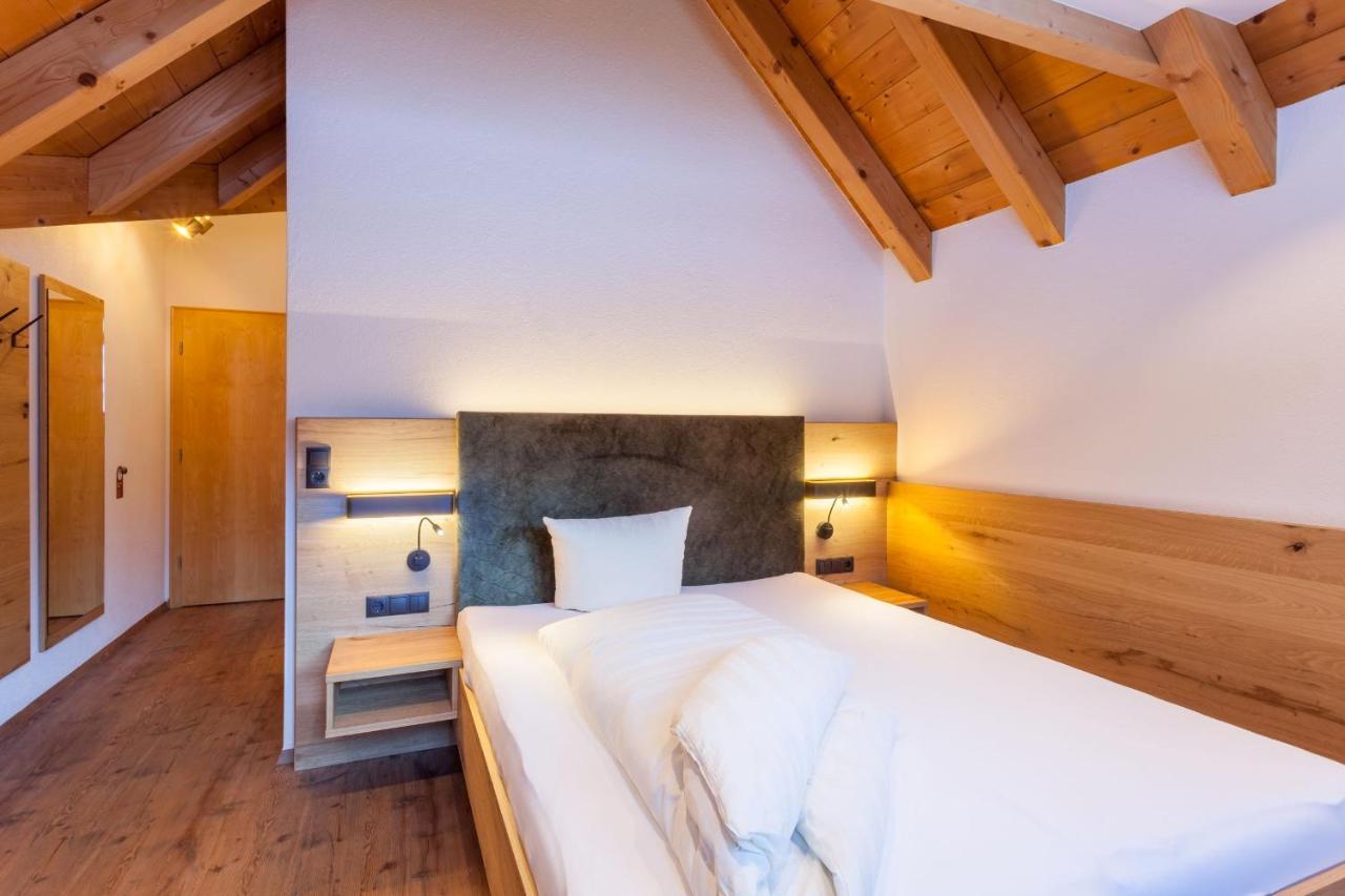 Hotel Luggi Гальтюр Экстерьер фото